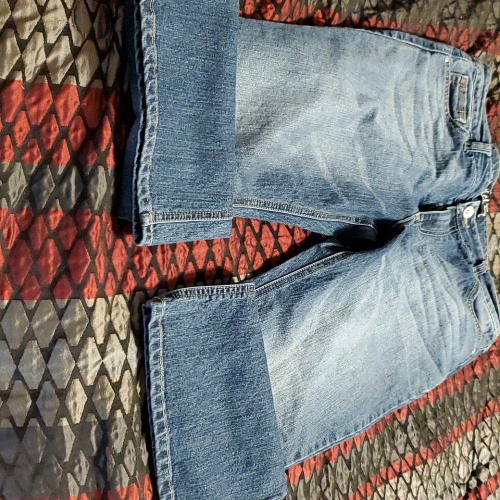 Jeans - Picture 2 of 4